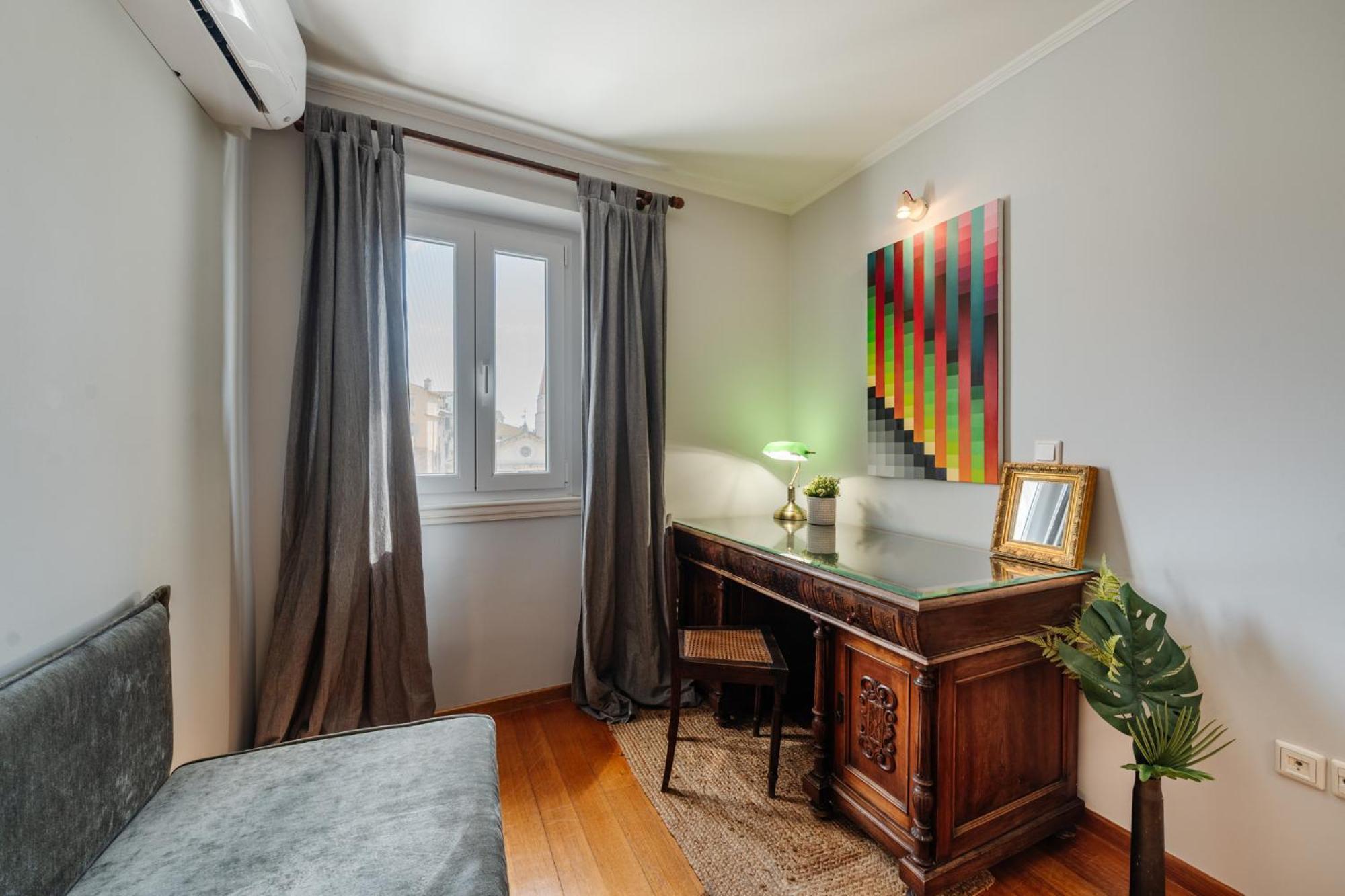 "San Giacomo Square Apt." In The Heart Of Old Town Corfu  Eksteriør bilde